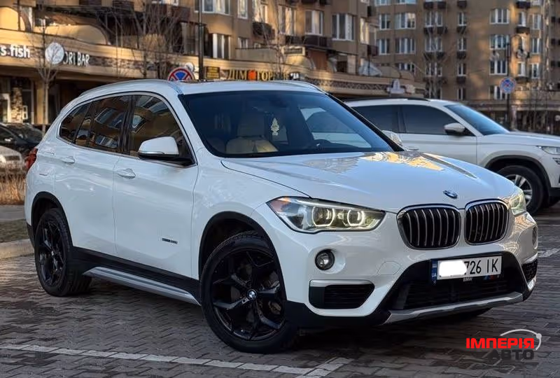 BMW X1 - фото 3