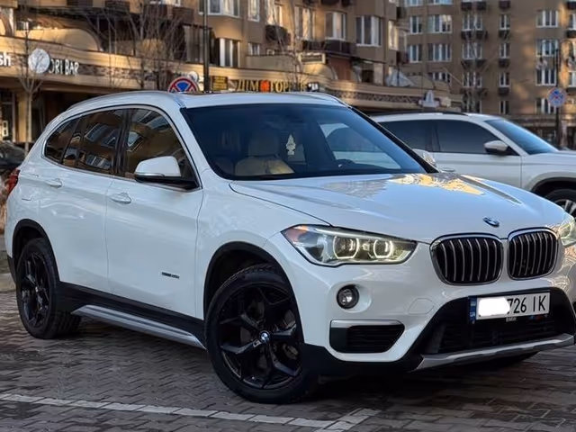 BMW X1 - зображення 3