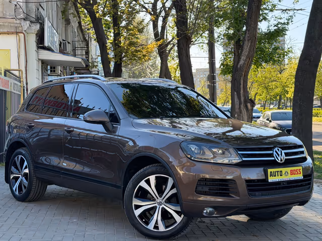 Volkswagen Touareg - зображення 3