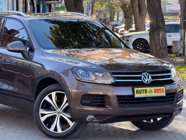 Volkswagen Touareg - зображення 5