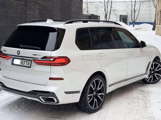 BMW X7 - зображення 4