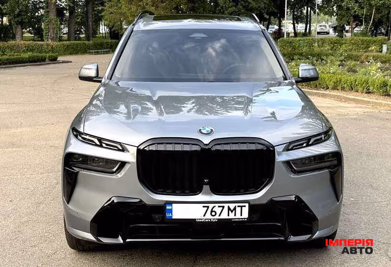 BMW X7 - фото 1