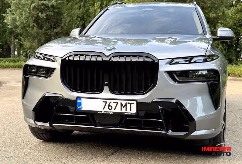 BMW X7 - фото 2