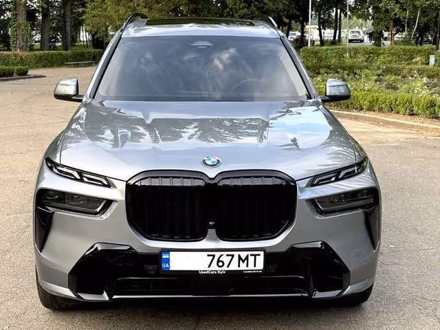 BMW X7 - зображення 1