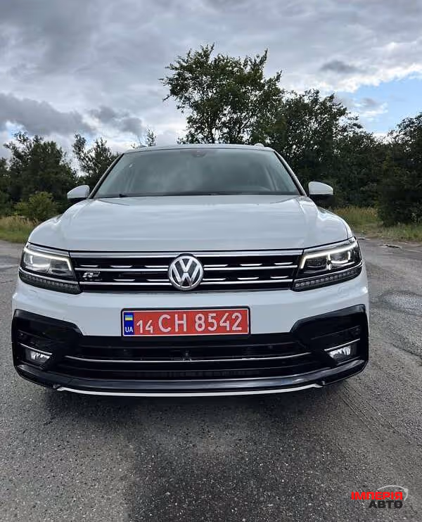 Volkswagen Tiguan - фото 2