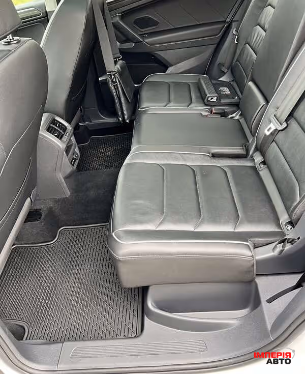 Volkswagen Tiguan - фото 14