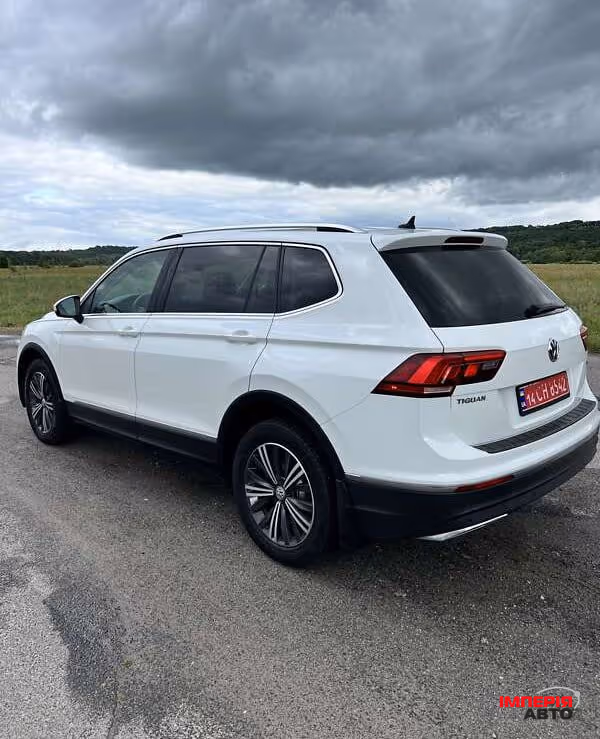 Volkswagen Tiguan - фото 5