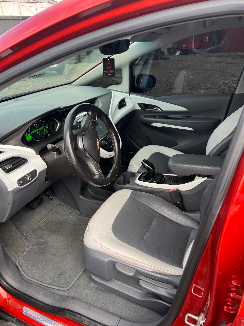 Chevrolet Bolt - фото 8