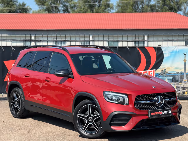Mercedes-Benz GLB - зображення 1