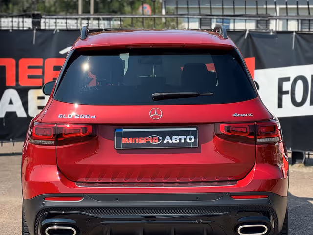 Mercedes-Benz GLB - зображення 4