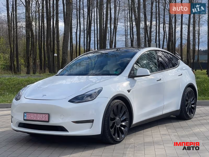 Tesla Model Y - фото 5