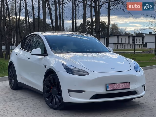 Tesla Model Y - зображення 2