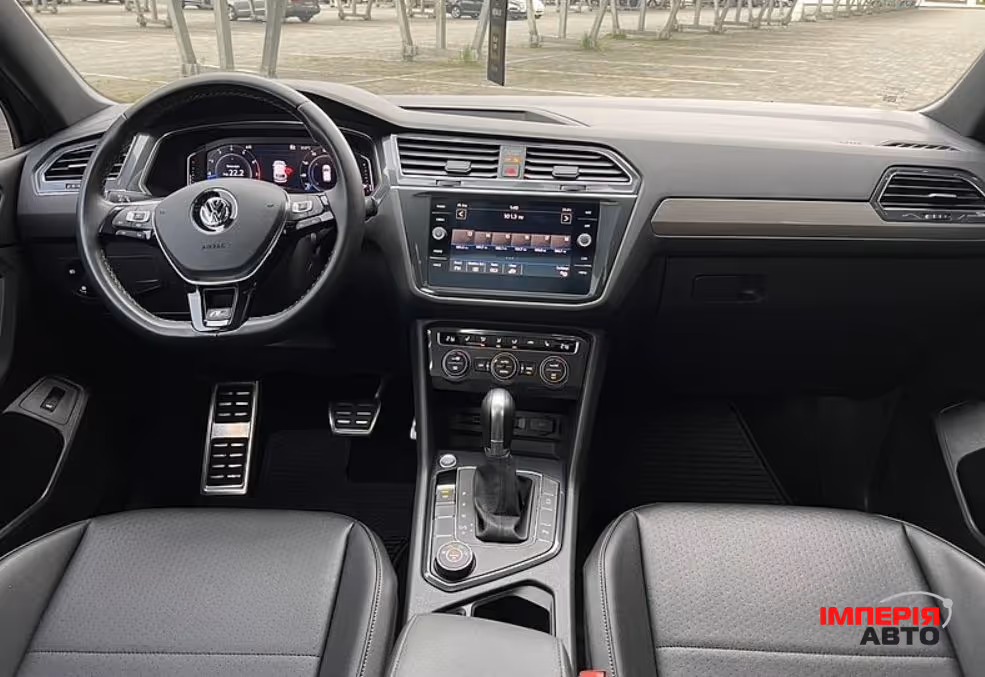 Volkswagen Tiguan - фото 11