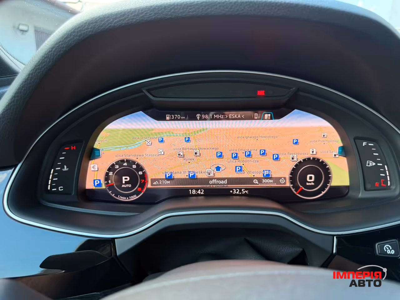 Audi Q7 - фото 56
