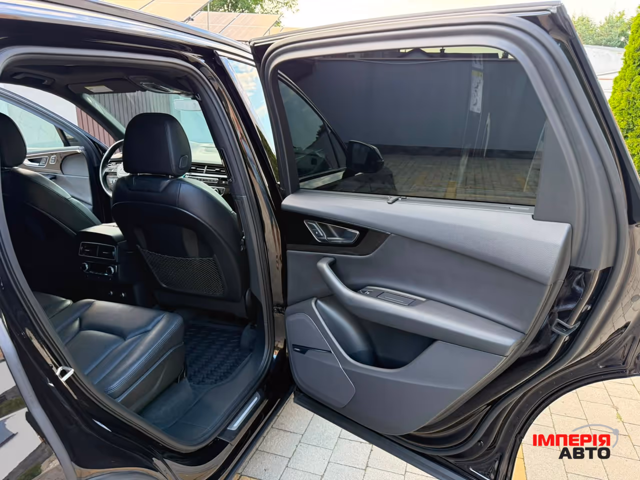 Audi Q7 - фото 50