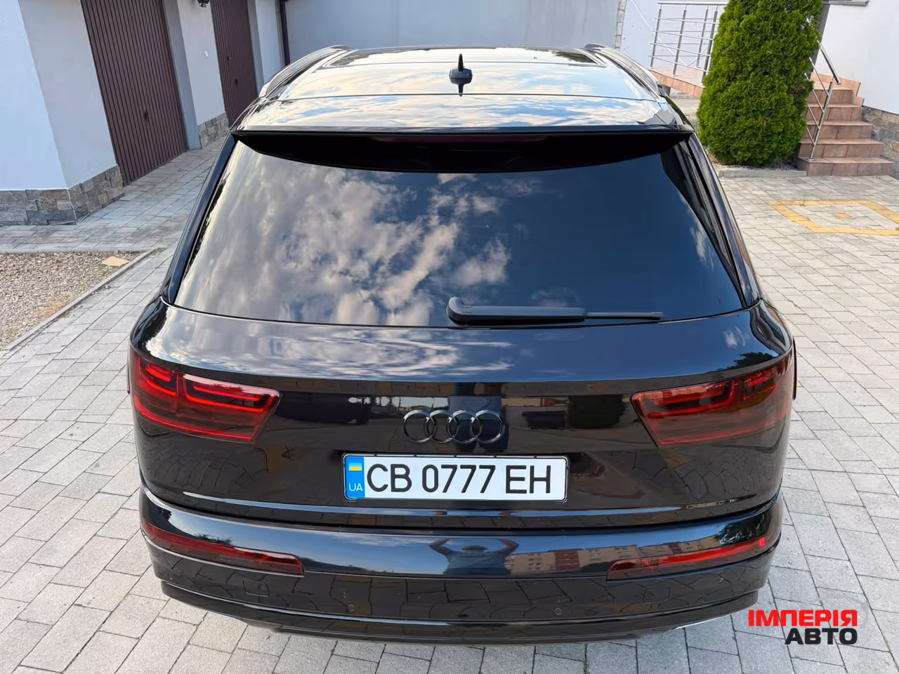 Audi Q7 - фото 18