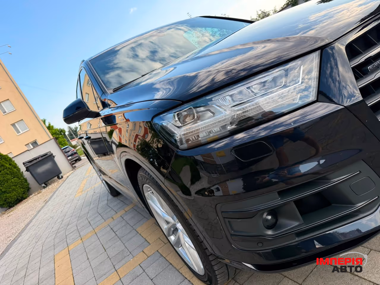 Audi Q7 - фото 8
