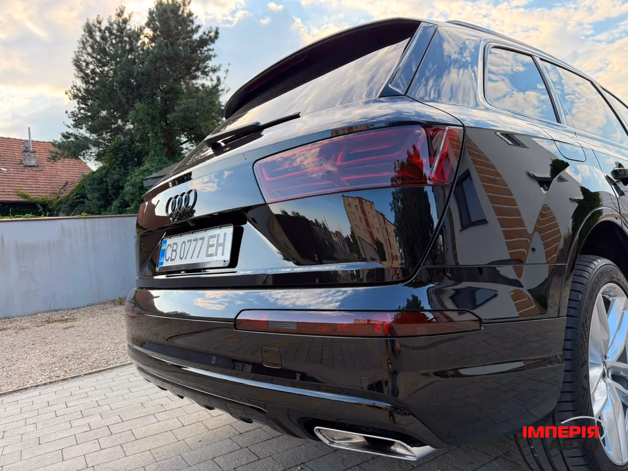 Audi Q7 - фото 17