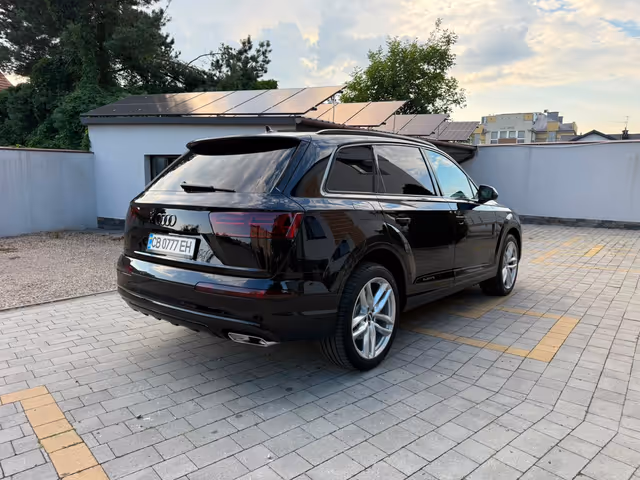 Audi Q7 - зображення 4