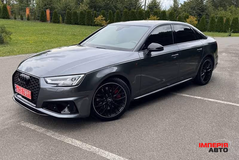 Audi A4 - фото 7
