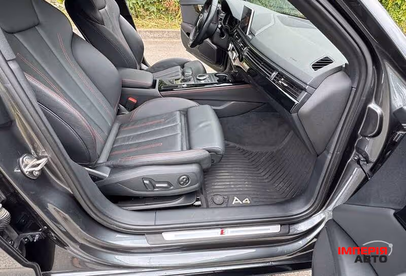 Audi A4 - фото 17
