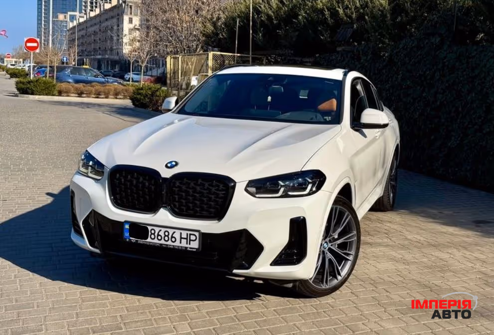 BMW X4 - фото 1