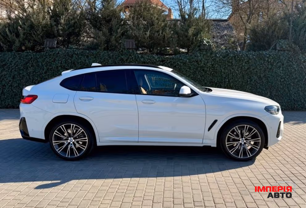 BMW X4 - фото 4