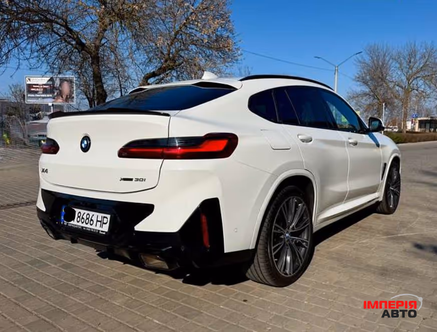 BMW X4 - фото 7