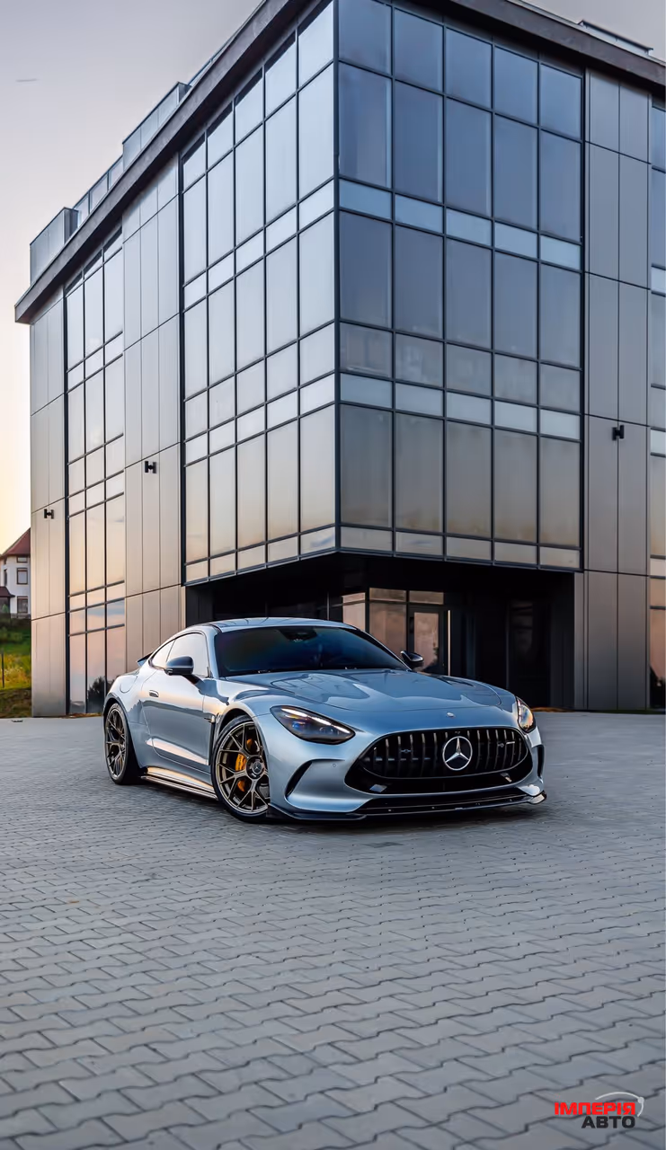 Mercedes-Benz AMG GT - фото 3