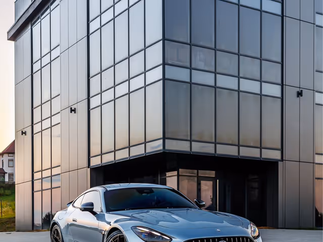 Mercedes-Benz AMG GT - зображення 3