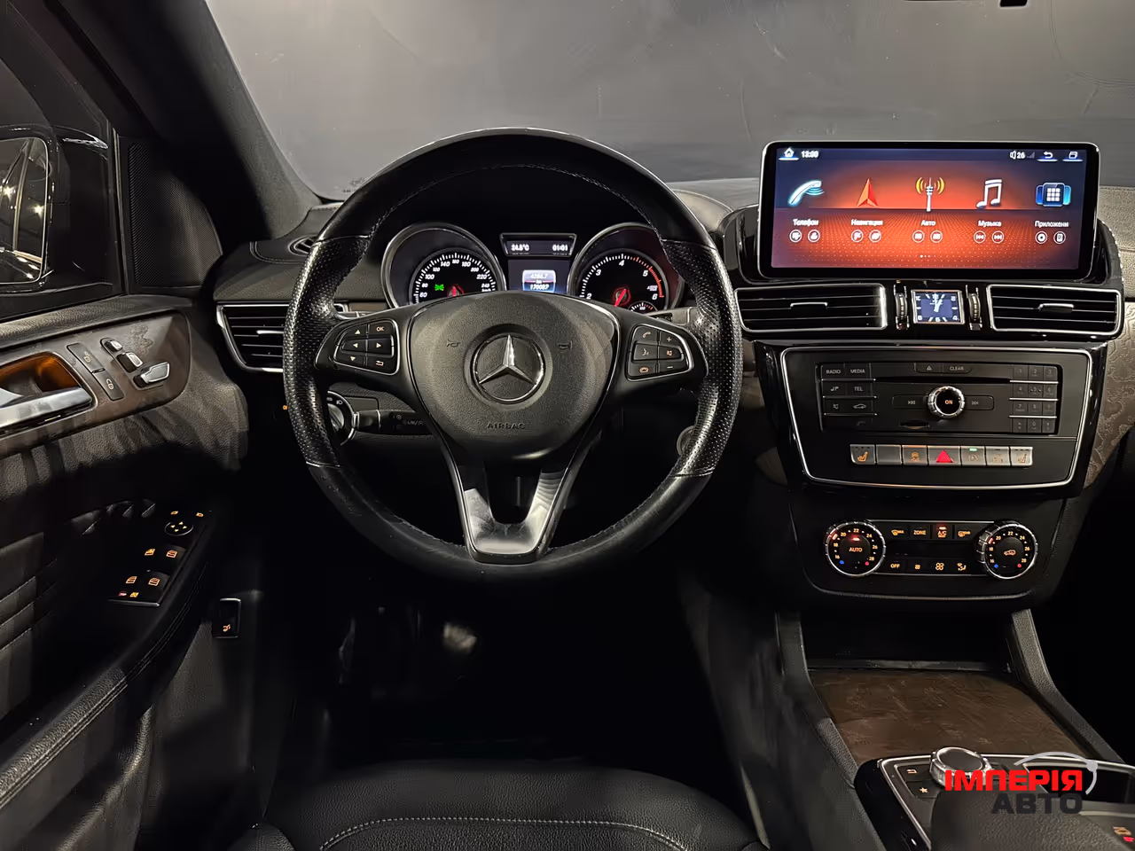 Mercedes-Benz GLE - фото 13