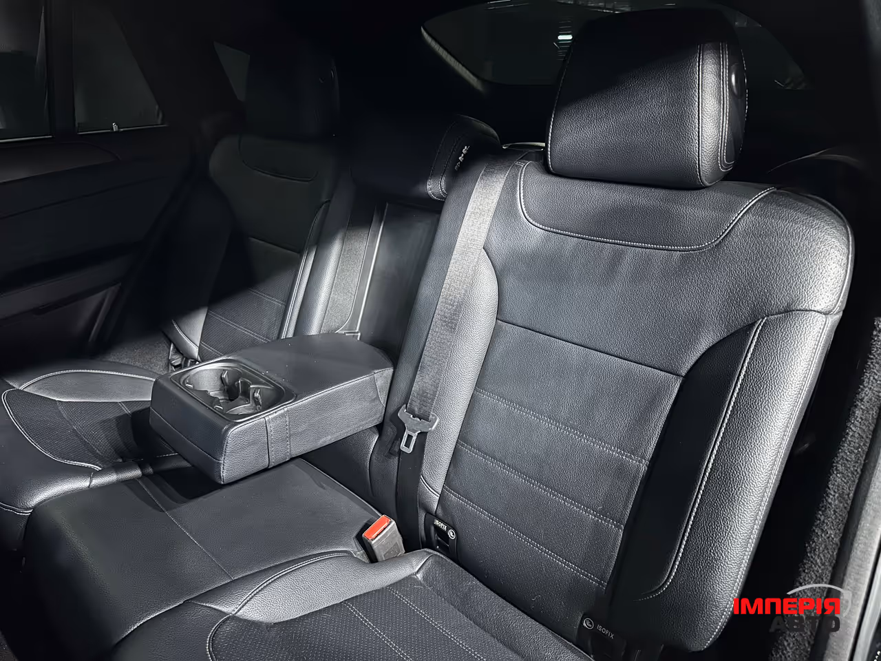 Mercedes-Benz GLE - фото 12