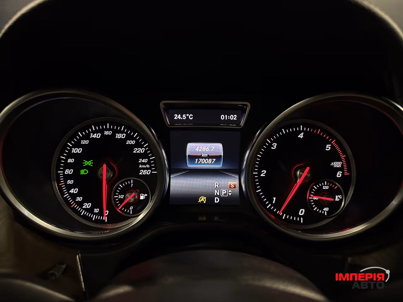 Mercedes-Benz GLE - фото 16