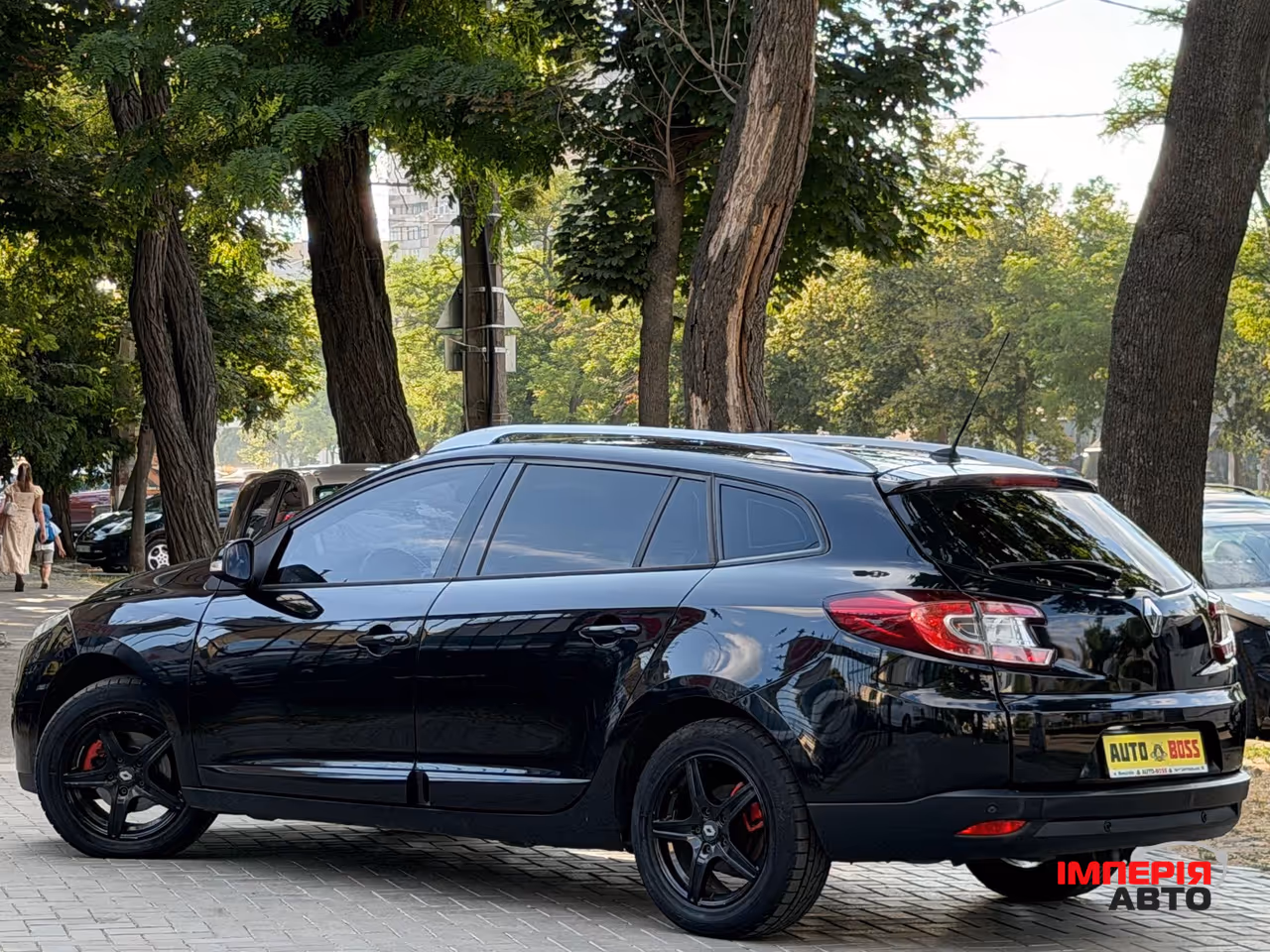 Renault Megane - фото 8