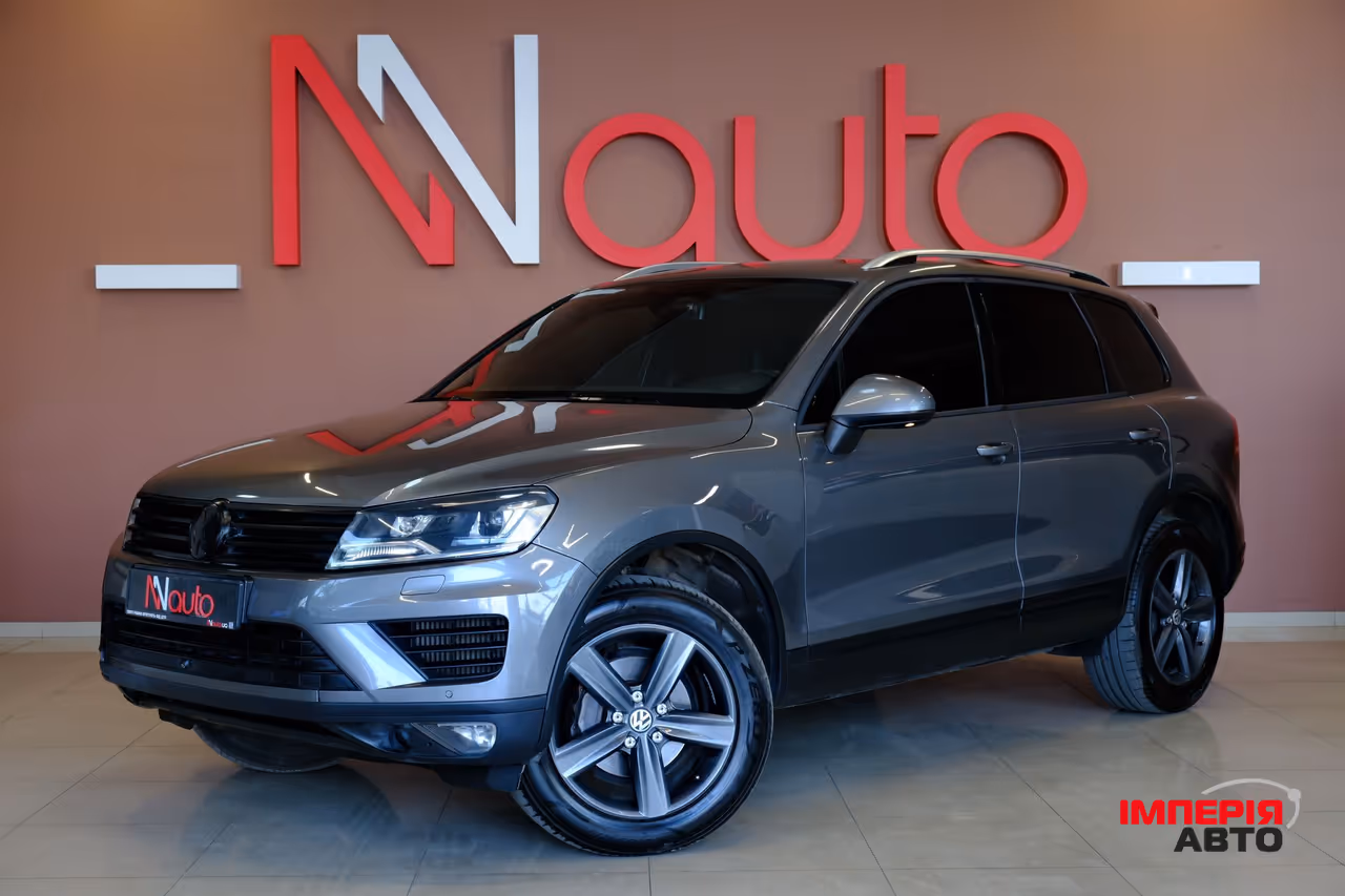 Volkswagen Touareg - фото 1