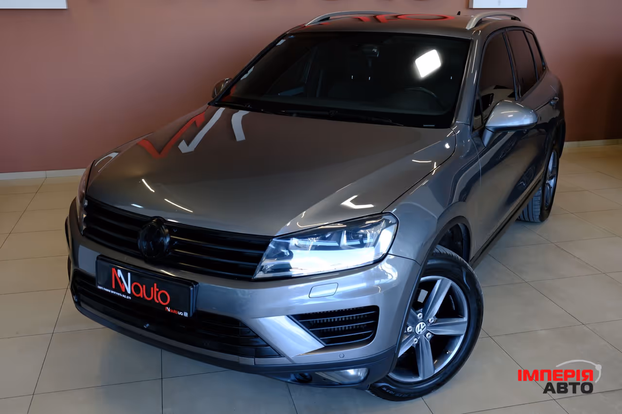 Volkswagen Touareg - фото 2