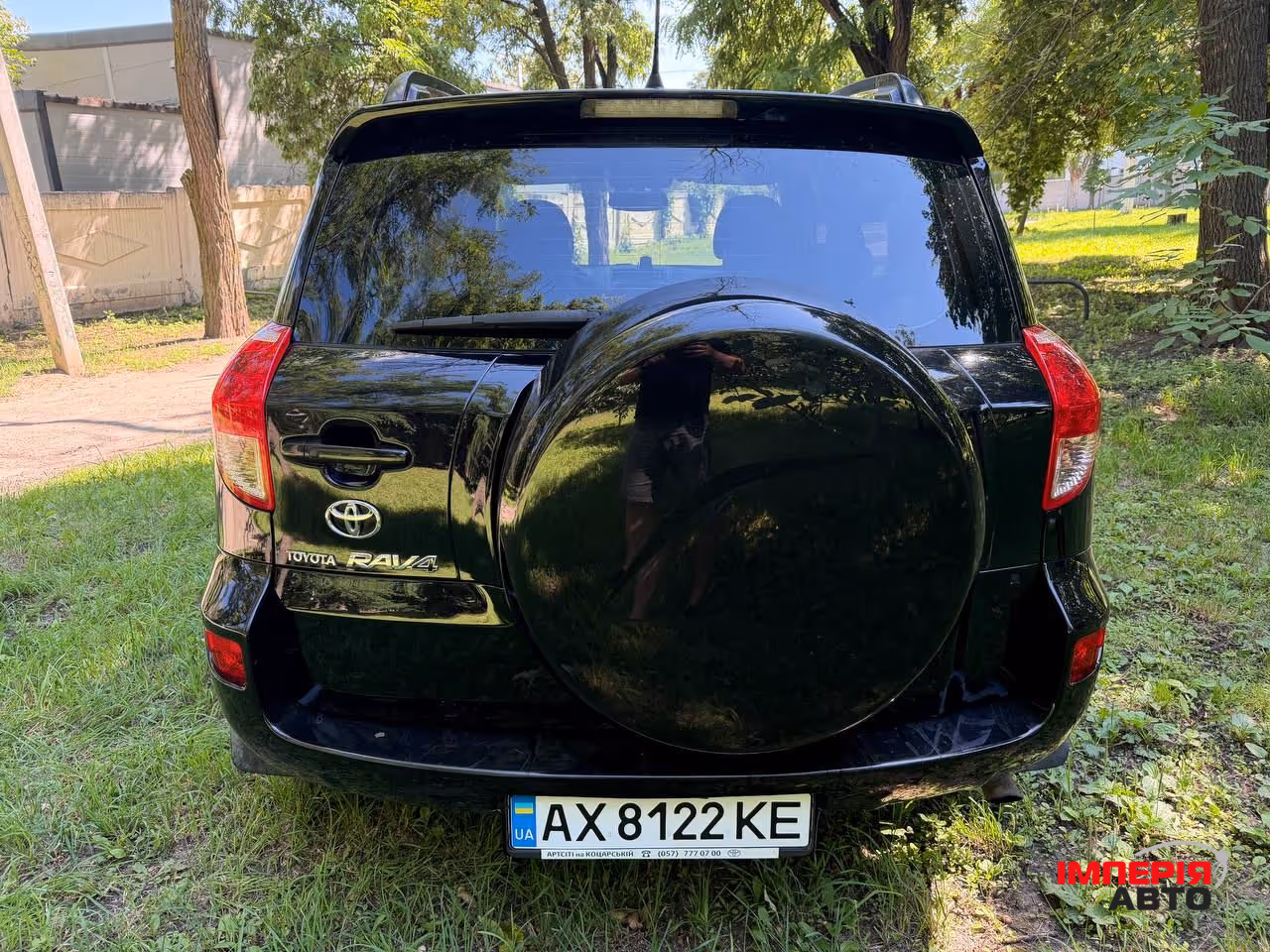 Toyota RAV4 - фото 6