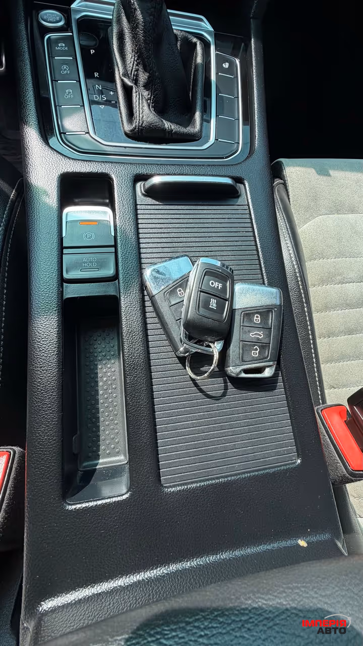 Volkswagen Passat - фото 25