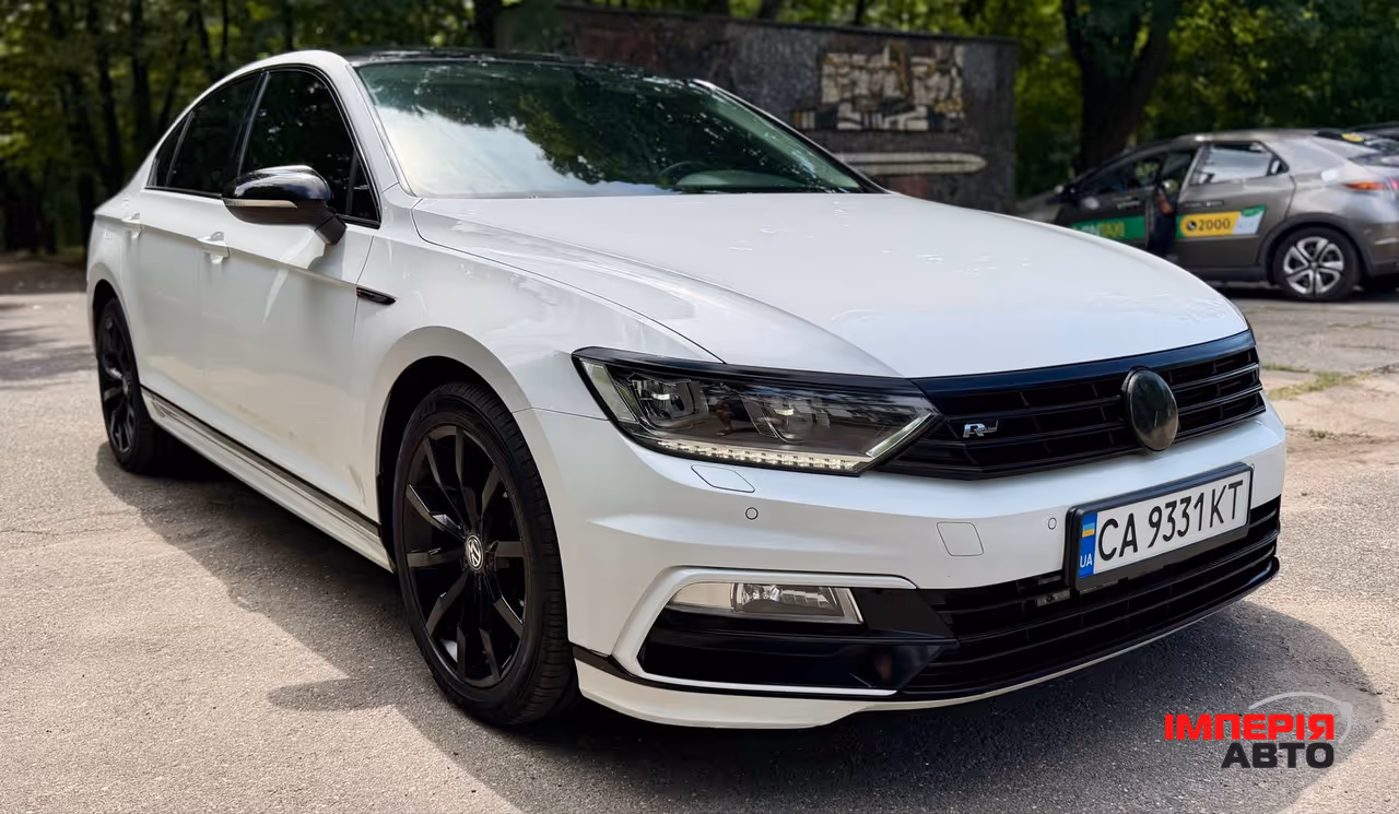 Volkswagen Passat - фото 10