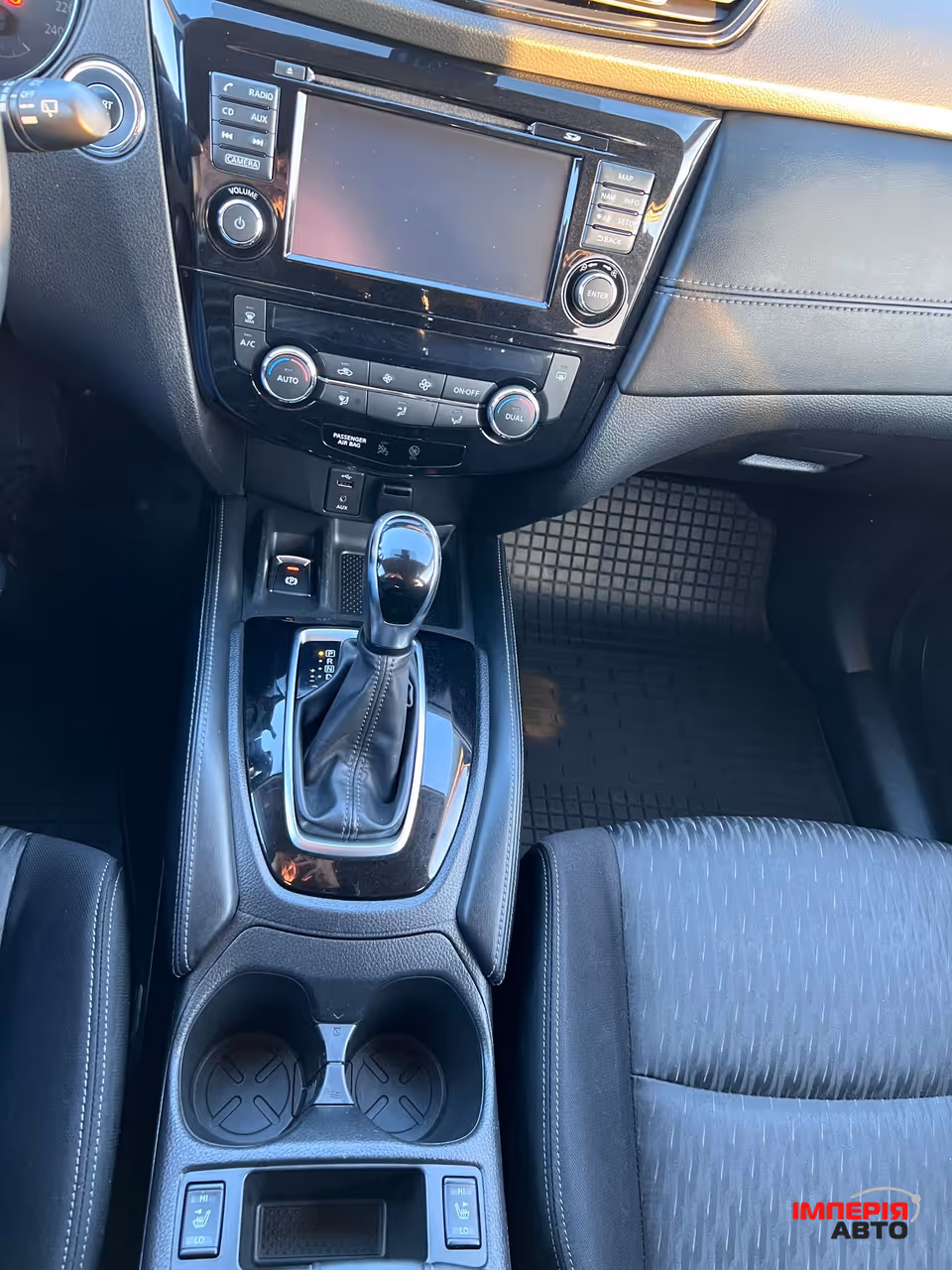 Nissan X-Trail - фото 28