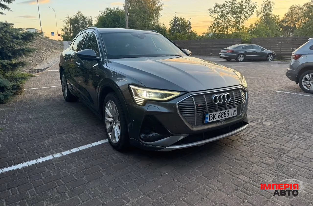 Audi e-tron Sportback - фото 22