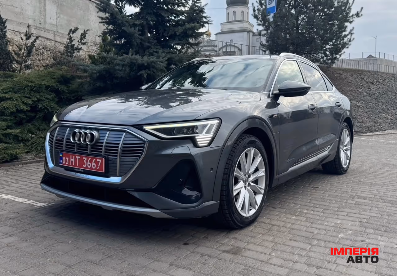 Audi e-tron Sportback - фото 16