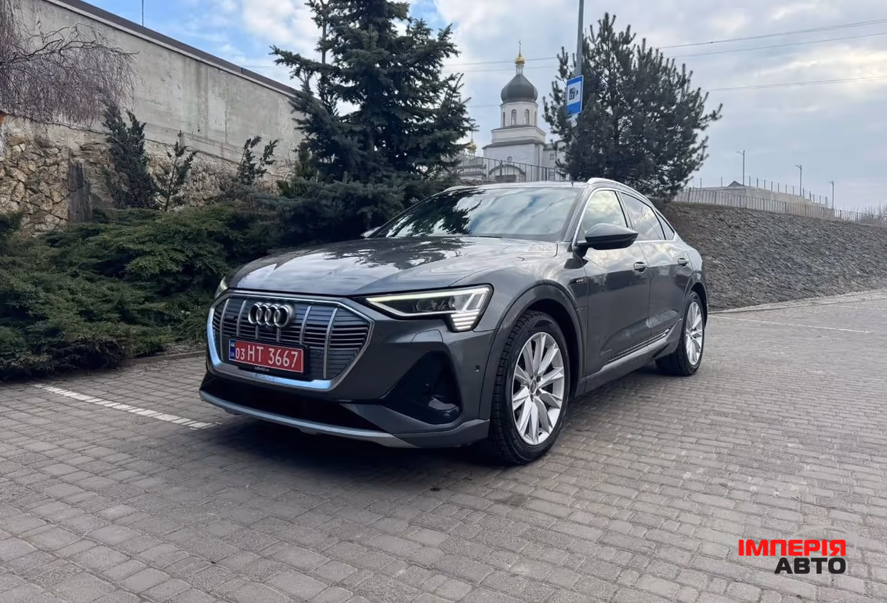 Audi e-tron Sportback - фото 8