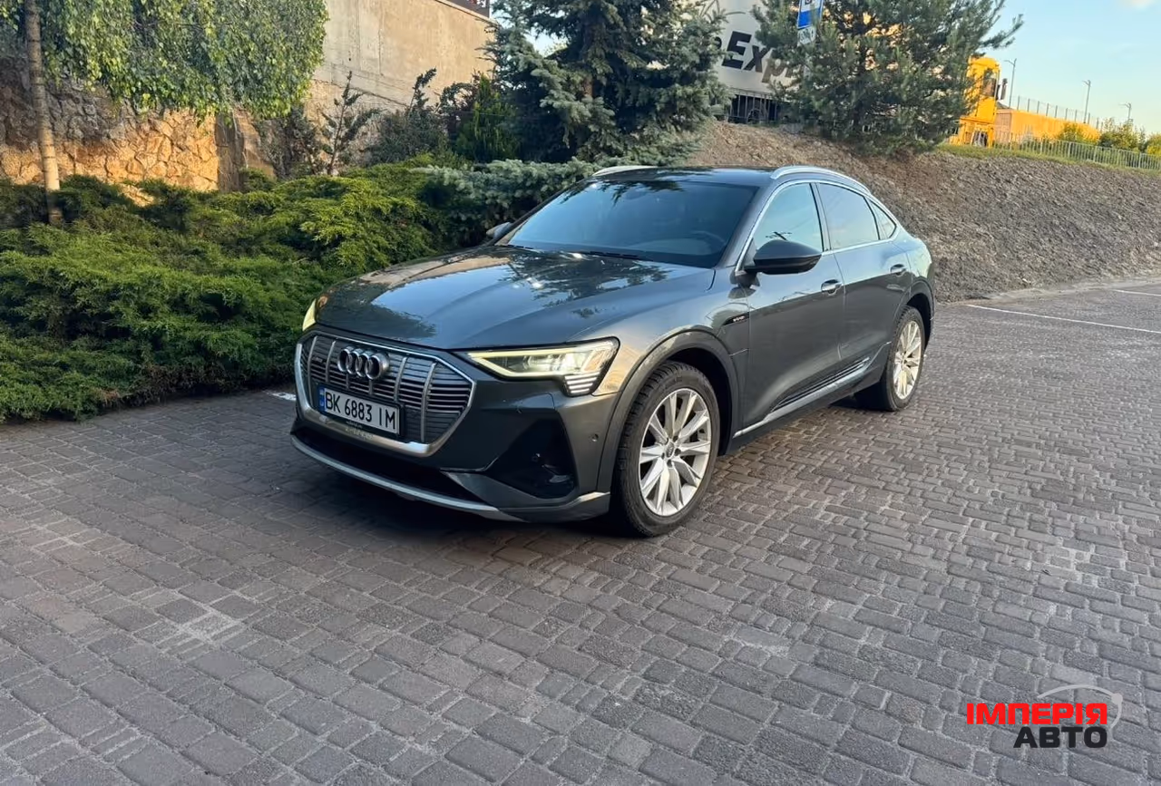 Audi e-tron Sportback - фото 5