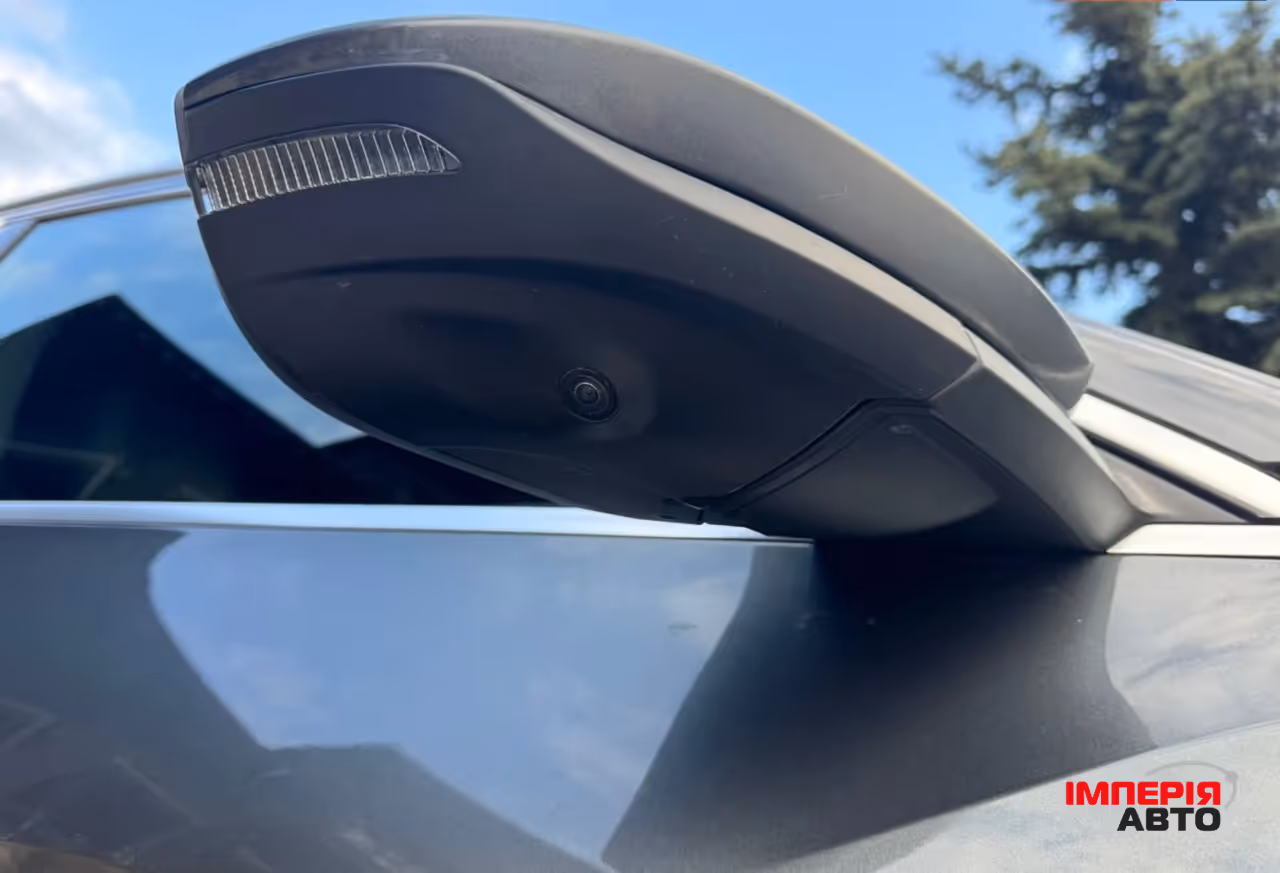 Audi e-tron Sportback - фото 35