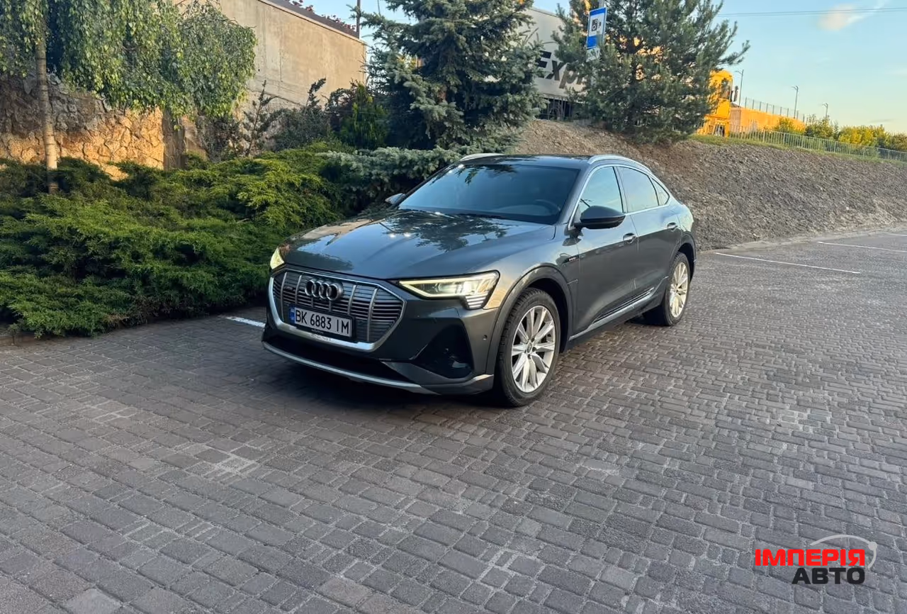 Audi e-tron Sportback - фото 4