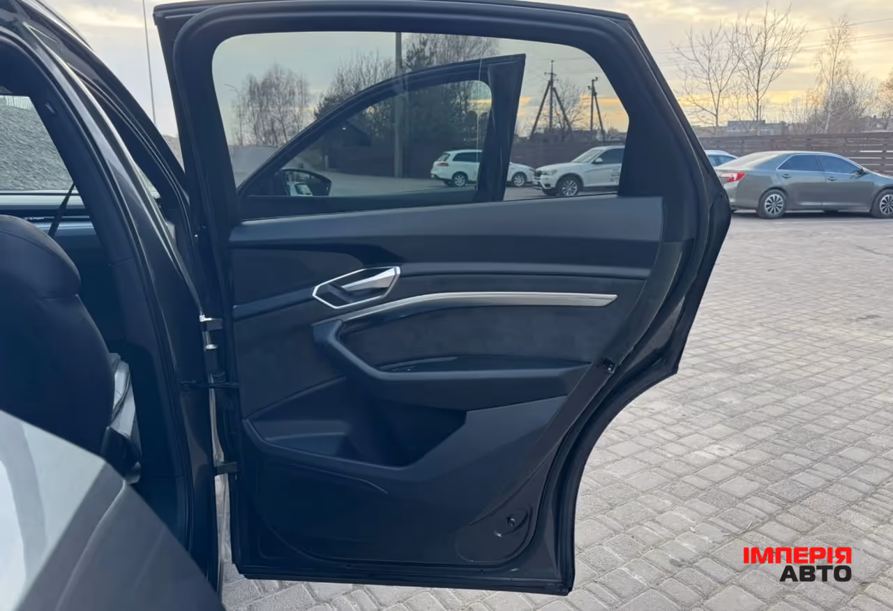 Audi e-tron Sportback - фото 66