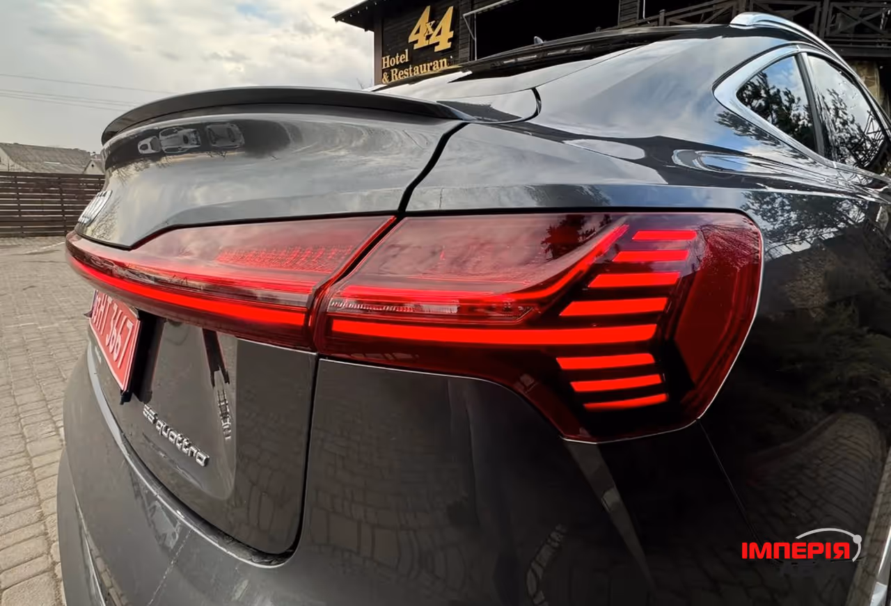 Audi e-tron Sportback - фото 26