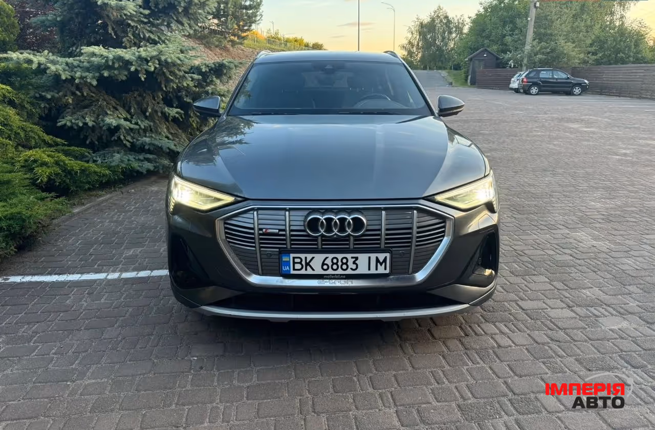 Audi e-tron Sportback - фото 21