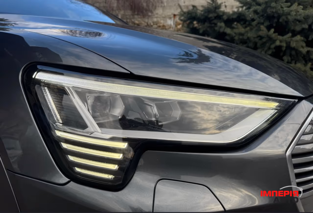 Audi e-tron Sportback - фото 24